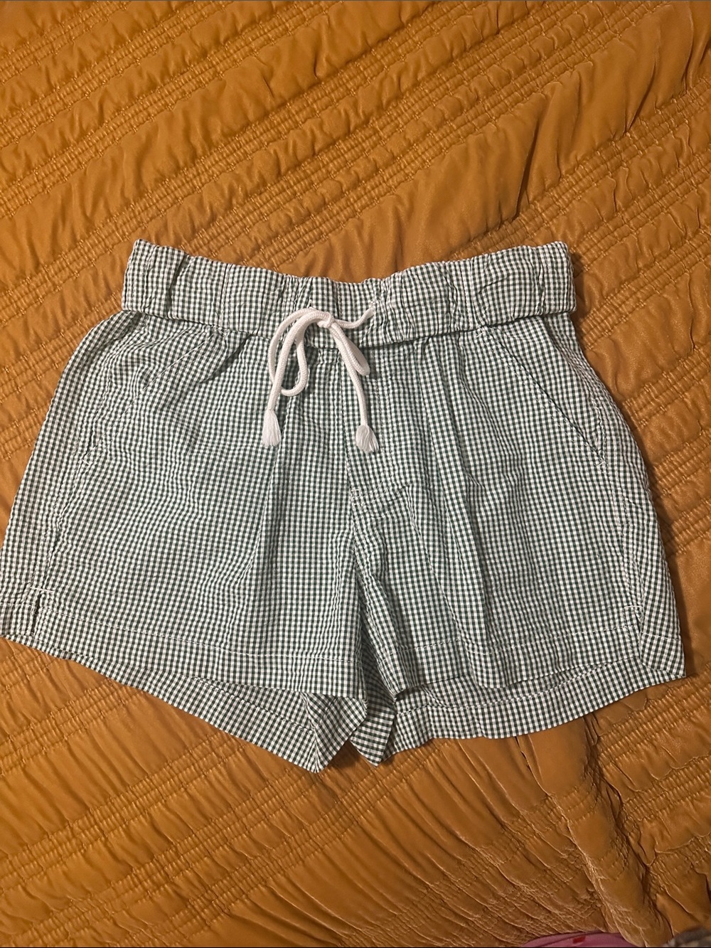 SO High-Waist Green Gingham Drawstring Shorts with Pockets
